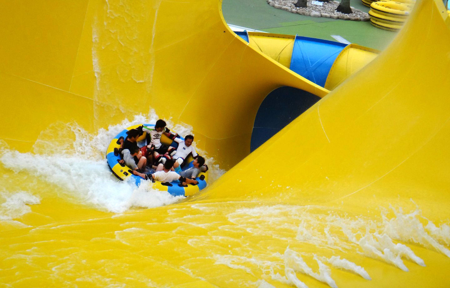 Waterslides-Family-Iconic-Manta-Product01-Nagashima