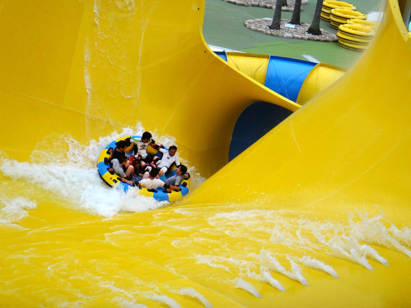 Waterslides-Family-Iconic-Manta-Product01-Nagashima