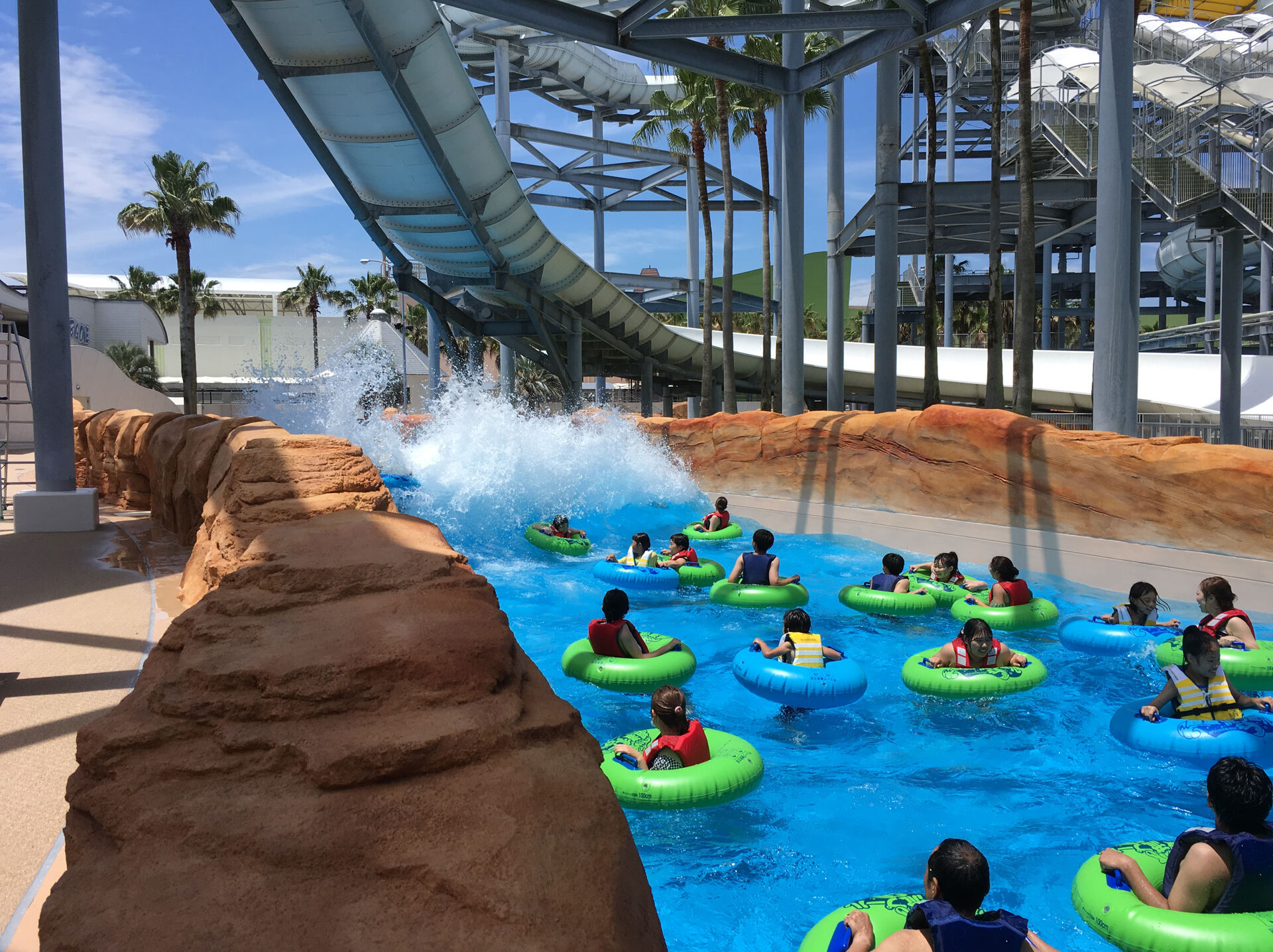Extreme-River-Nagashima-Spa-Land-Kuwana-Japan-Photo39