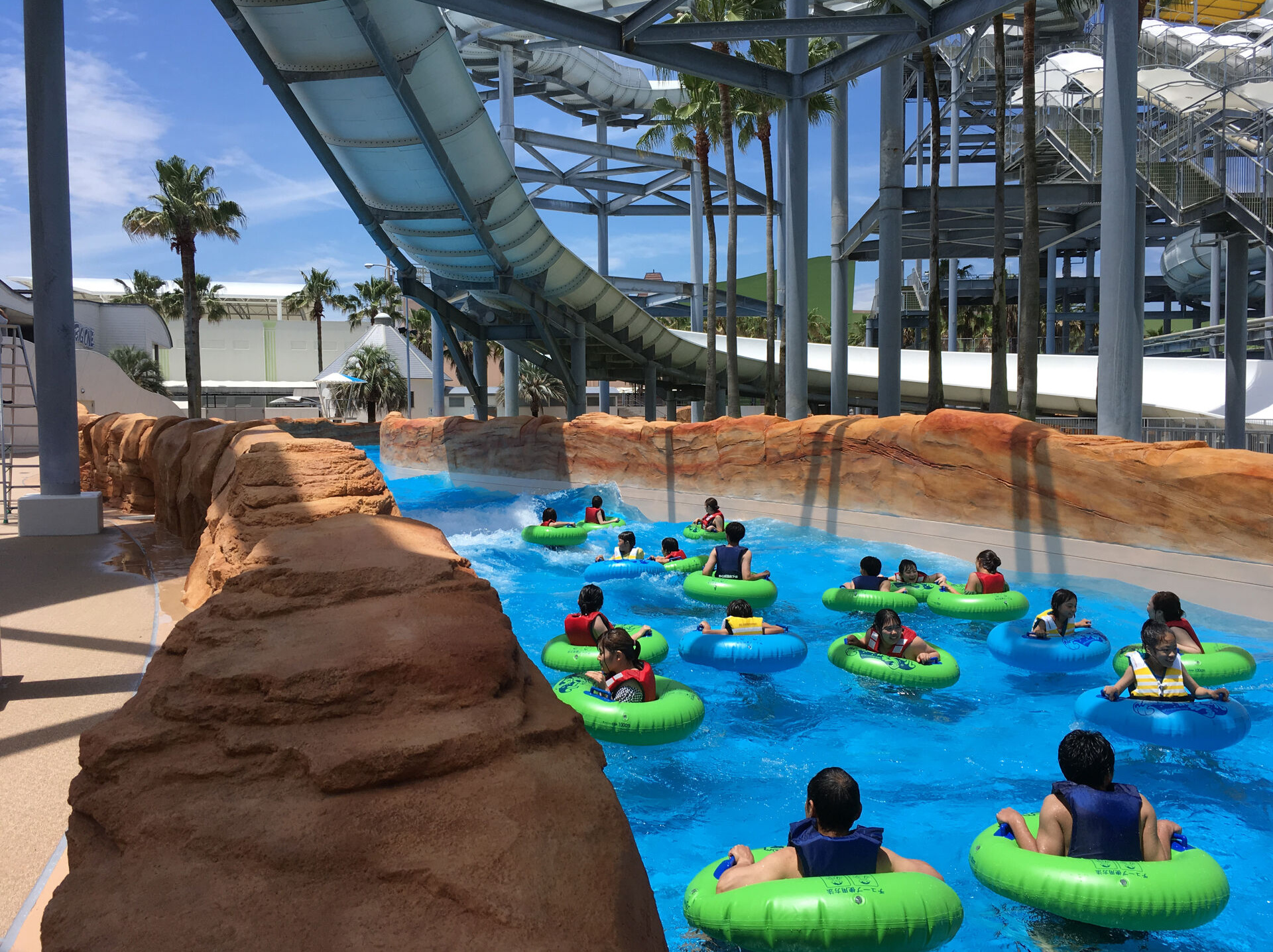 Extreme-River-Nagashima-Resort-Kuwana-Japan-Photo06