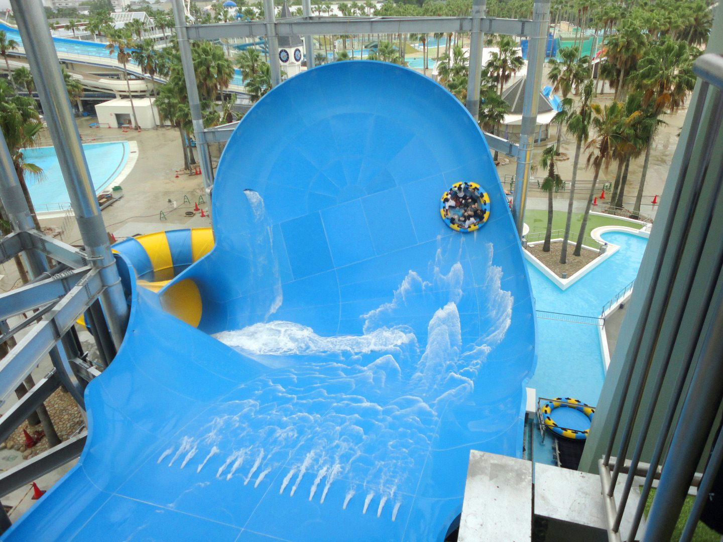 Waterslides-Family-Iconic-Manta-Product03-Nagashima