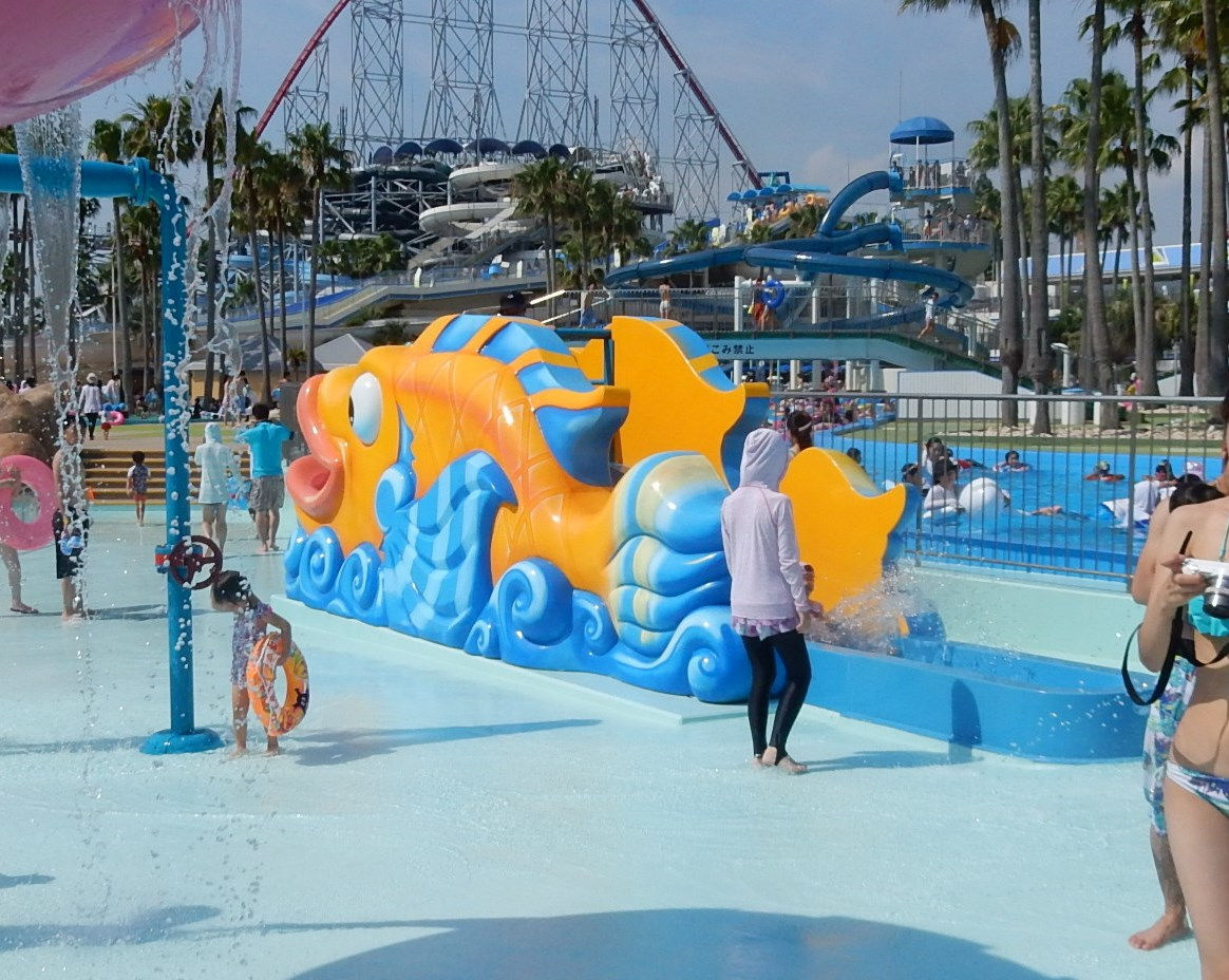 InteractiveWaterPlay-AquaSpray-FishSlide-Product02-Nagashima