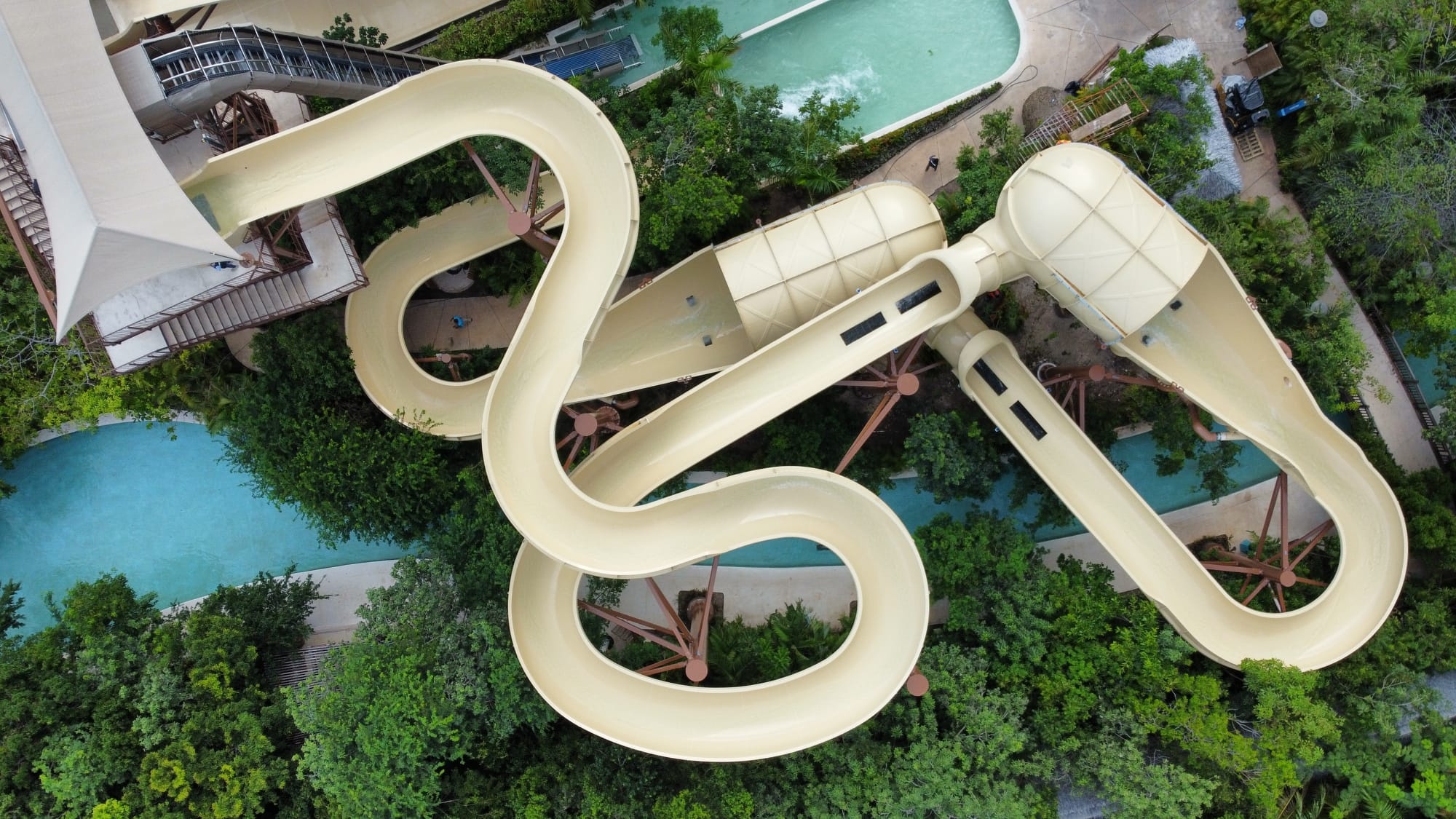 WhatsApp Image 2024-10-16 at 14.03.45_429b00d7